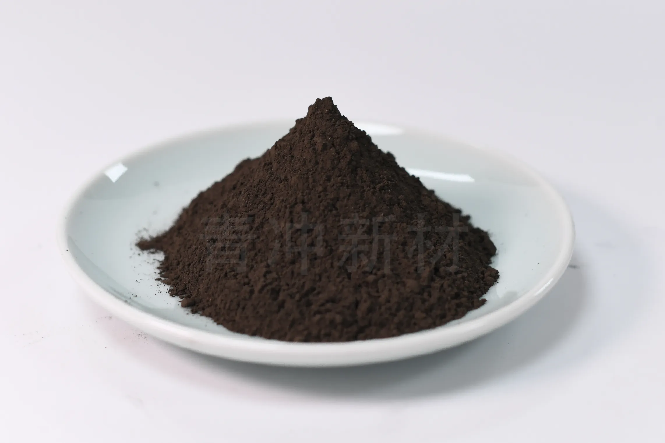 Manganez Oksit (MnO)3